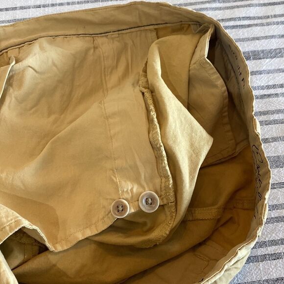 Casuals Roundtree & Yorke Flat Front Chino Shorts 40”x11” Gold - Picture 7 of 11